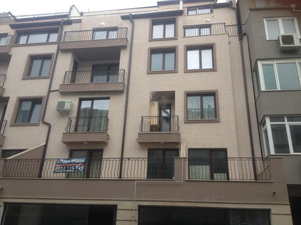 Apartament Manushev *